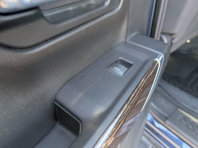 Used 2021 GMC Sierra 1500 Elevation w/ Preferred Package image 11