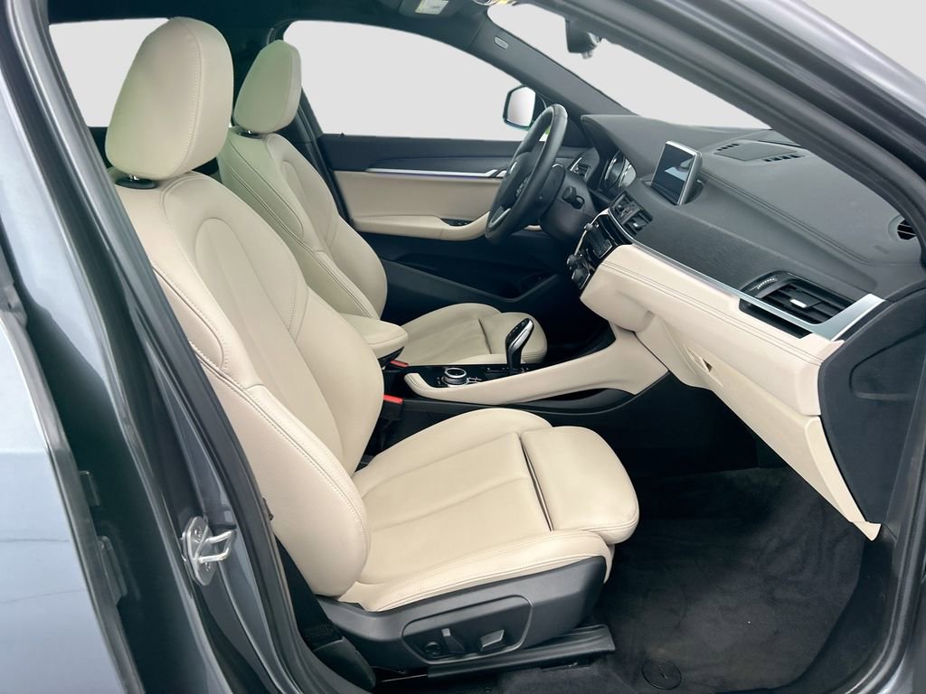 Used 2020 BMW X2 xDrive28i w/ Convenience Package AWD/4WD image 19