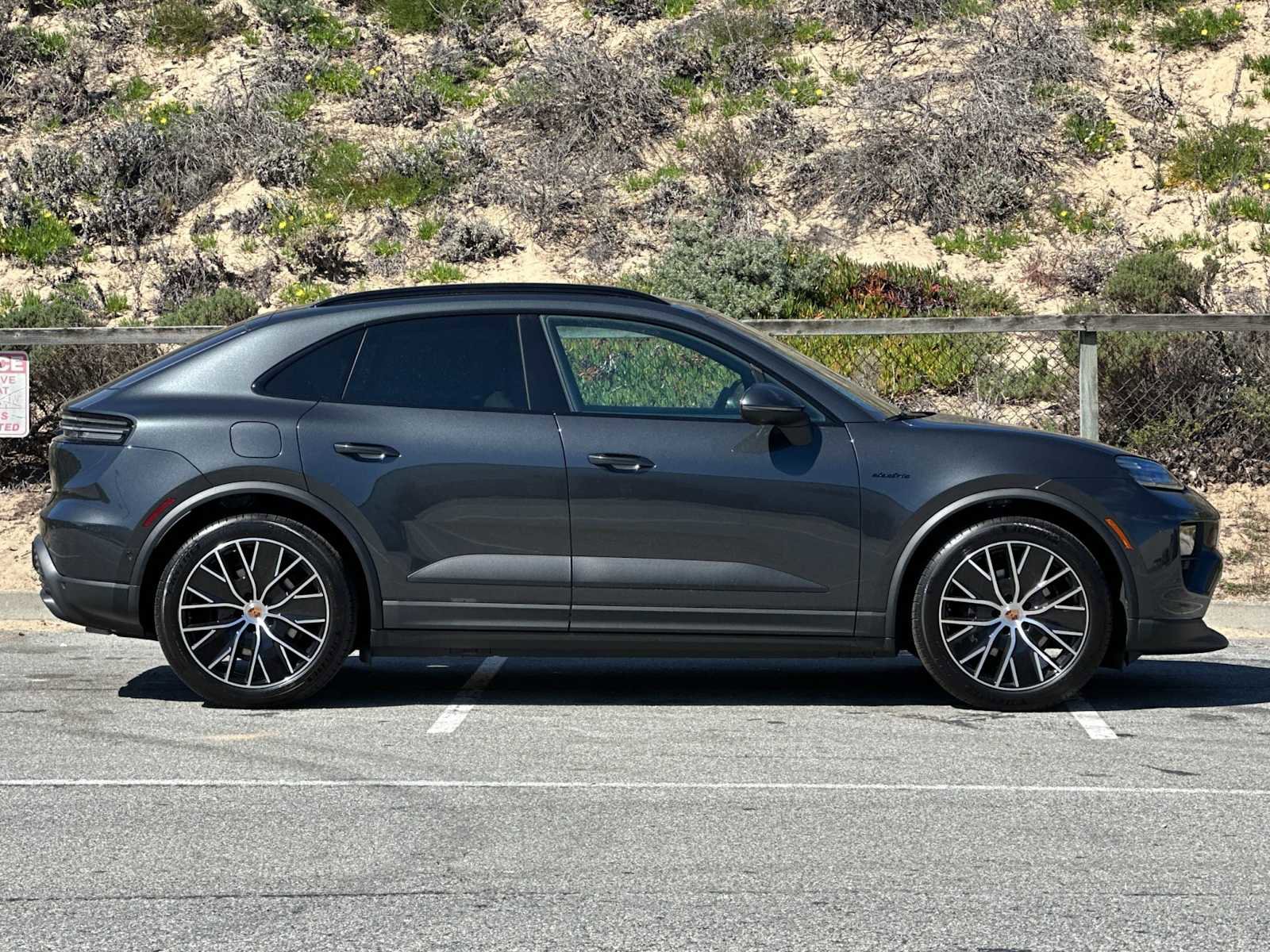 New 2026 Porsche Macan Electric RWD image 9