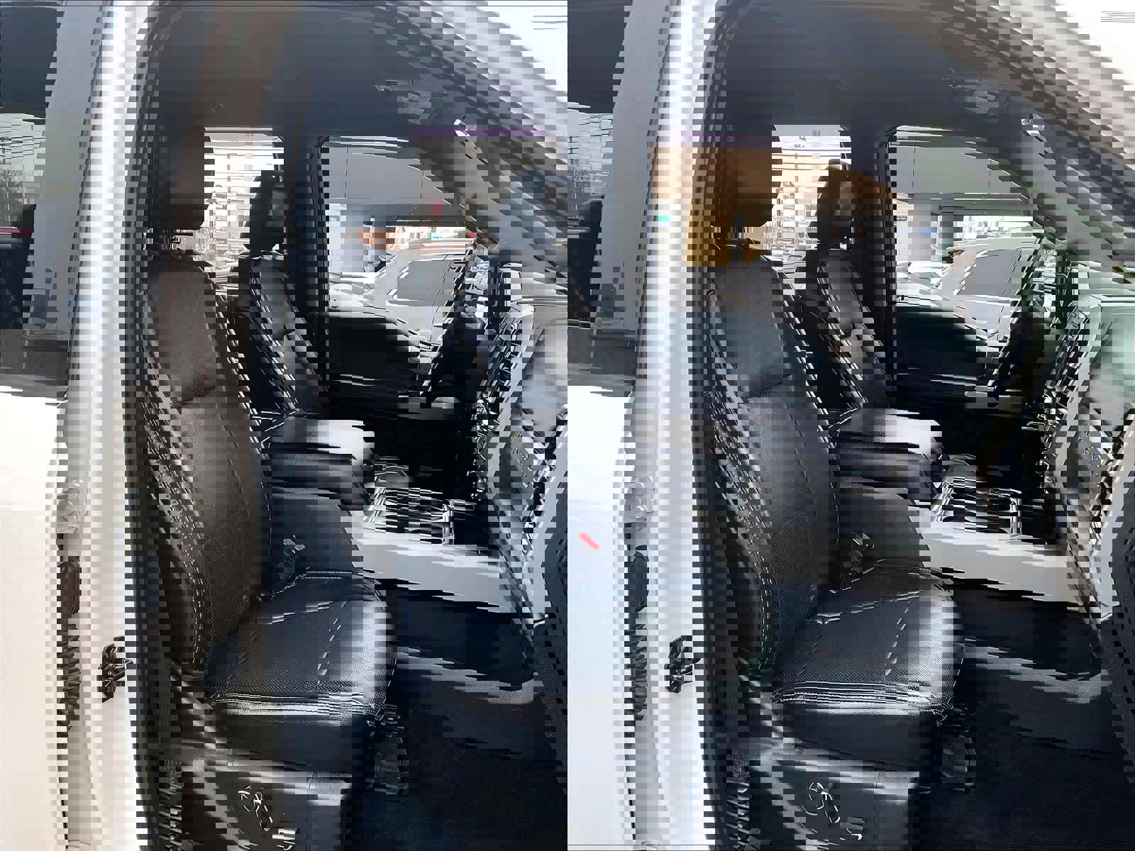 Used 2018 Ford F350 Lariat w/ Lariat Ultimate Package image 11