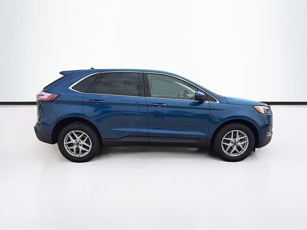 Used 2024 Ford Edge SEL w/ Convenience Package AWD/4WD image 4