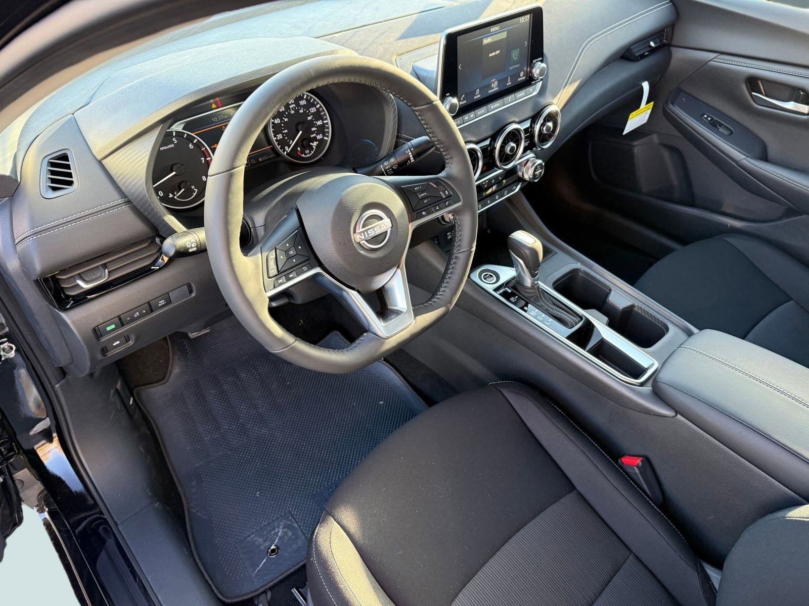 New 2025 Nissan Sentra SV image 4