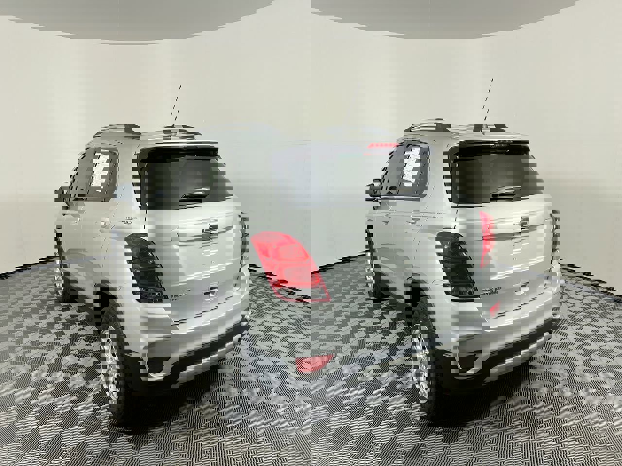 Used 2022 Chevrolet Trax LT w/ LT Convenience Package image 6