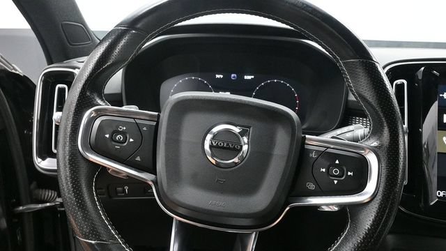 Used 2019 Volvo XC40 T5 R-Design AWD/4WD image 20