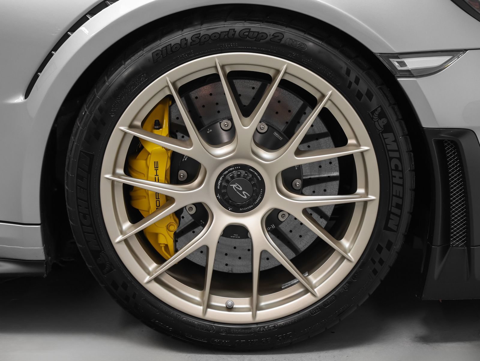Certified 2018 Porsche 911 GT2 RS RWD image 27