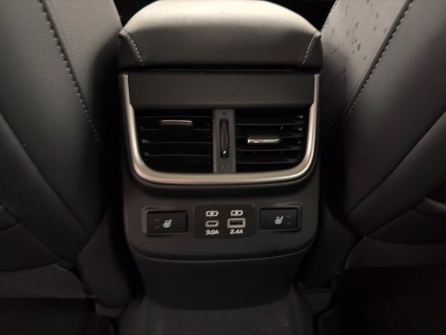 Used 2024 Subaru Legacy Limited AWD/4WD image 28
