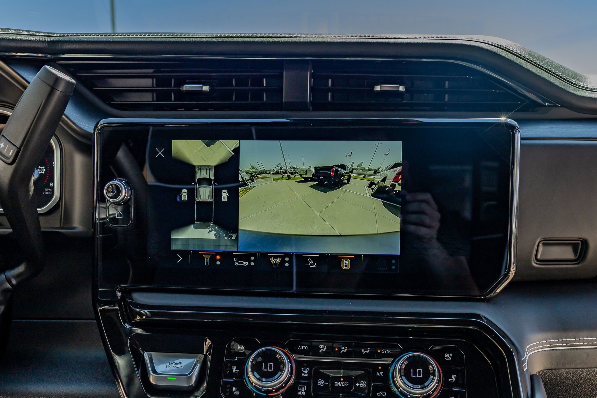 Used 2026 GMC Sierra 2500 AT4X image 26