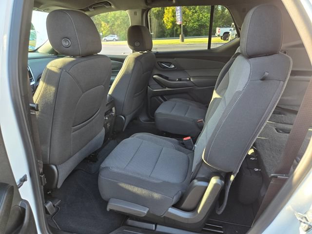 Used 2023 Chevrolet Traverse LT AWD/4WD image 11