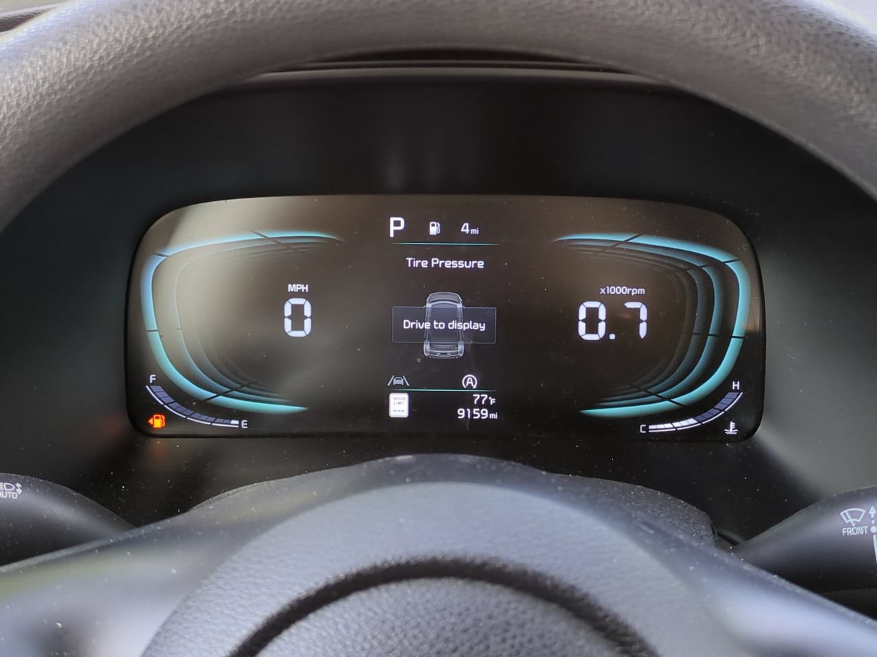 Certified 2025 Kia Soul LX w/ LX Technology Package FWD image 24