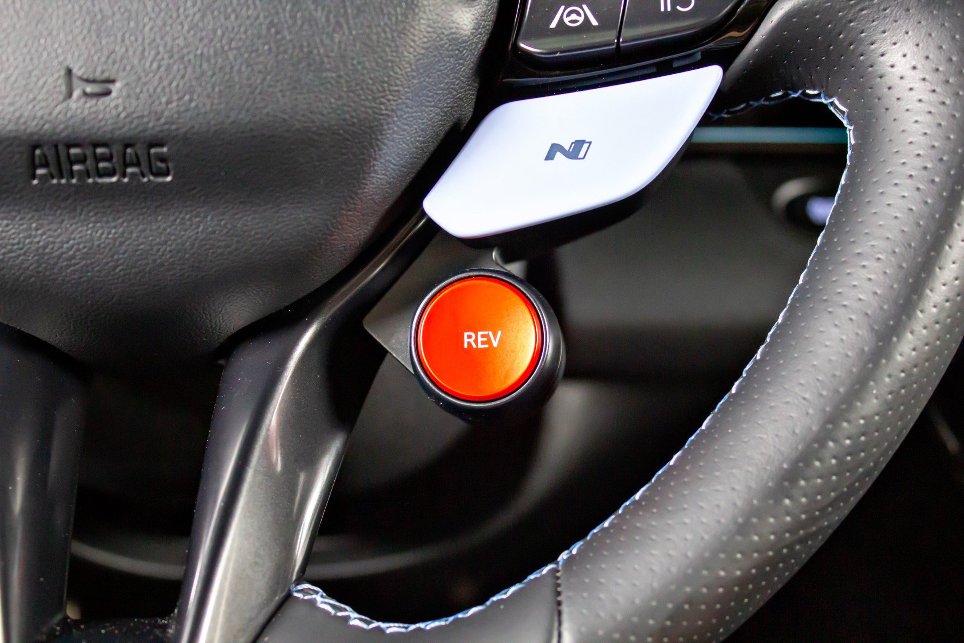 Used 2022 Hyundai Elantra N FWD image 38