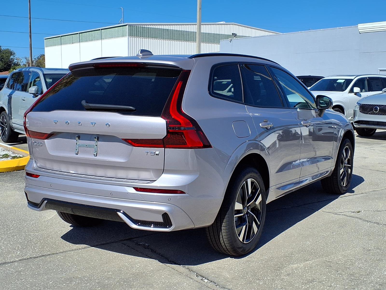 New 2026 Volvo XC60 T8 Core w/ Protection Package Premier image 7