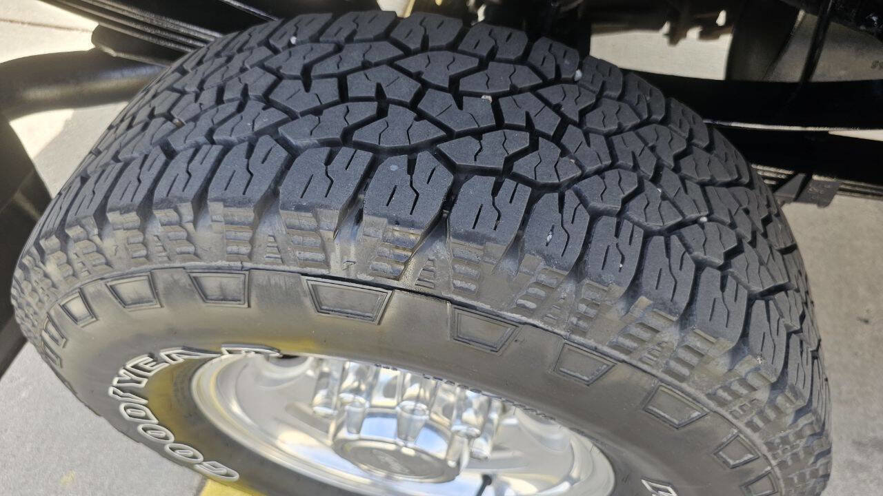 Used 2003 Ford F250 Lariat image 17