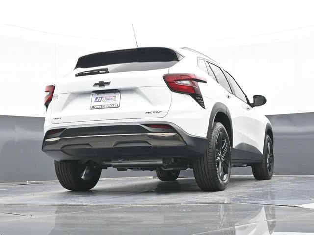 New 2026 Chevrolet Trax ACTIV w/ Sunroof Package FWD image 41