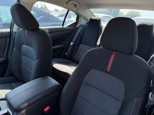 New 2025 Nissan Sentra SR w/ Midnight Edition image 15
