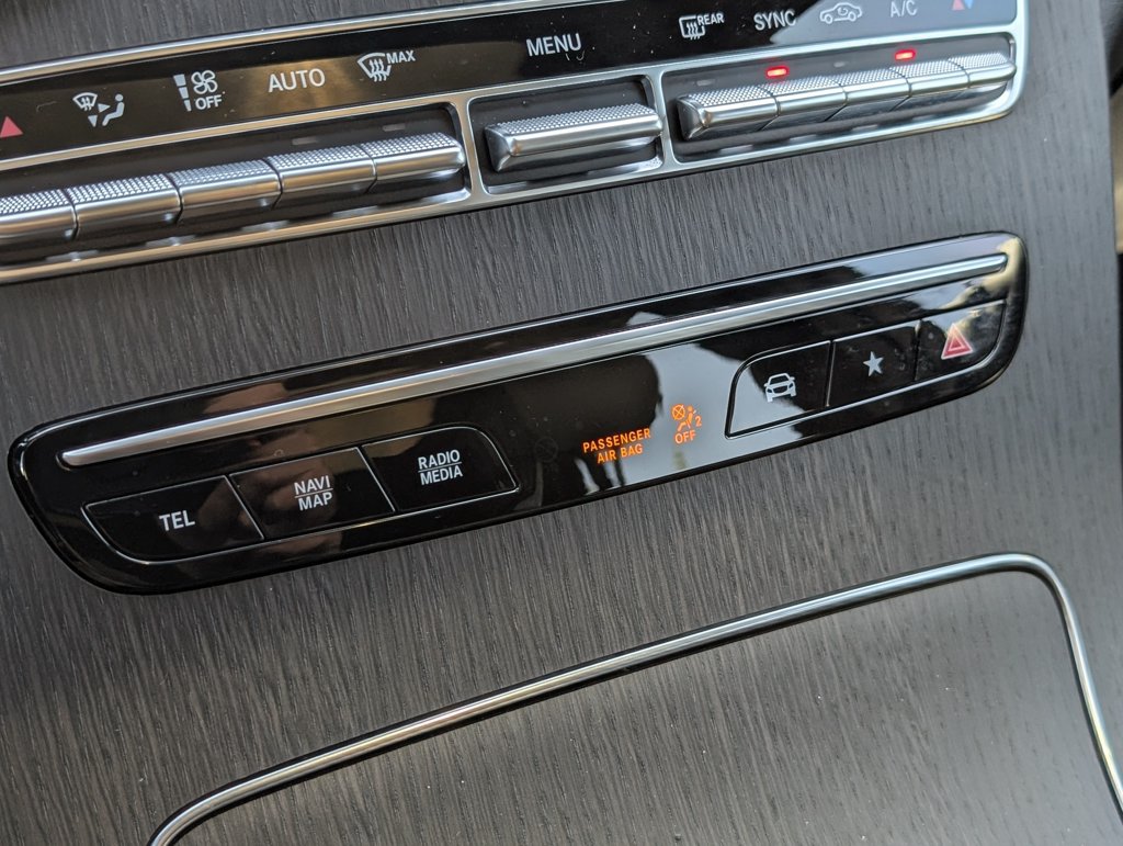 Certified 2022 Mercedes-Benz GLC 300 image 29