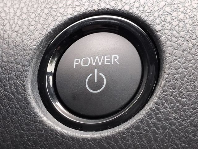 Certified 2026 Toyota Camry SE FWD image 19