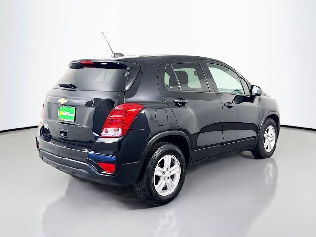 Used 2021 Chevrolet Trax LS w/ Tint and Cruise Package FWD image 10