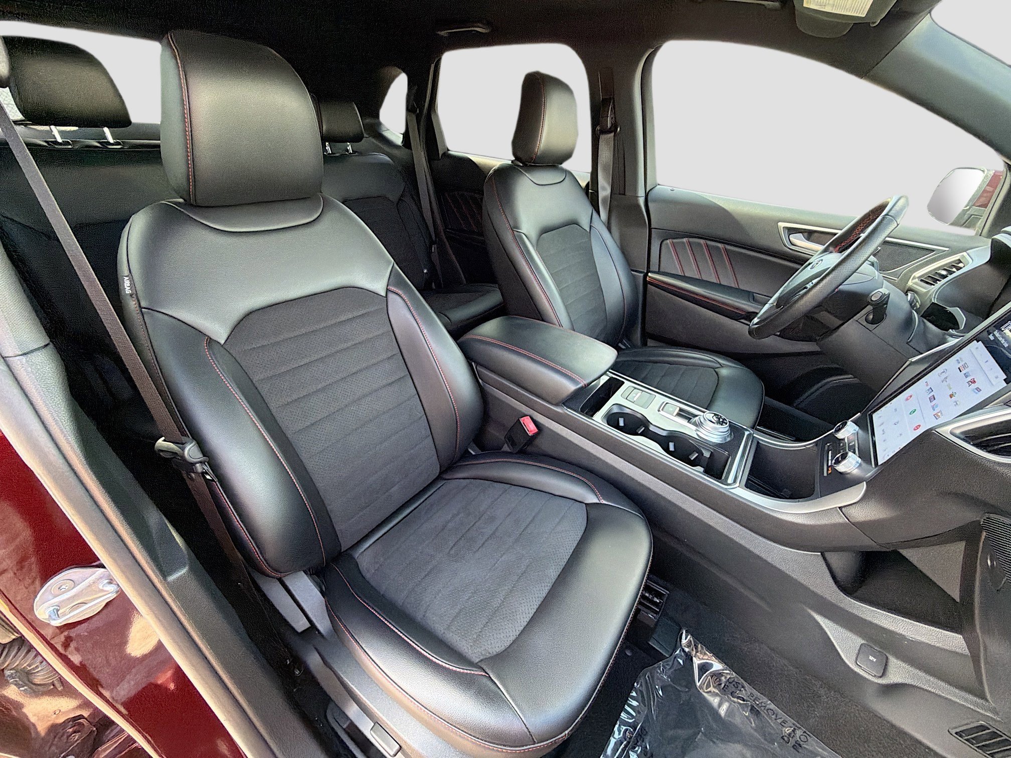 Used 2022 Ford Edge ST-Line image 14