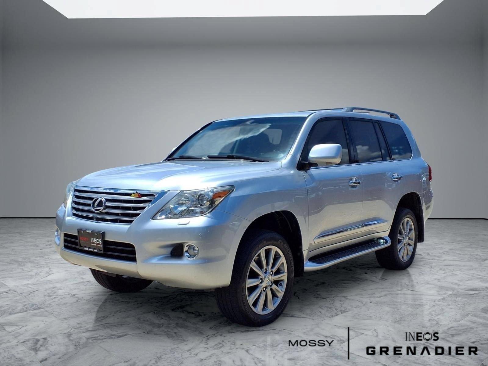 Used 2009 Lexus LX 570 4WD image 4