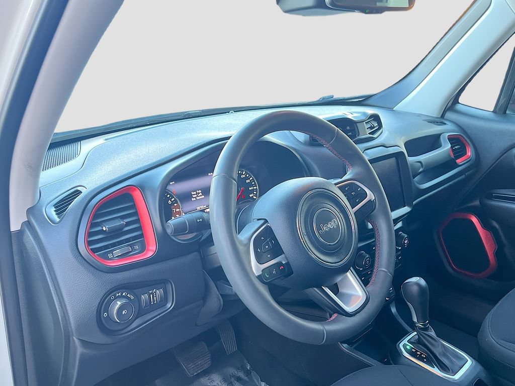 Used 2023 Jeep Renegade Trailhawk AWD/4WD image 9