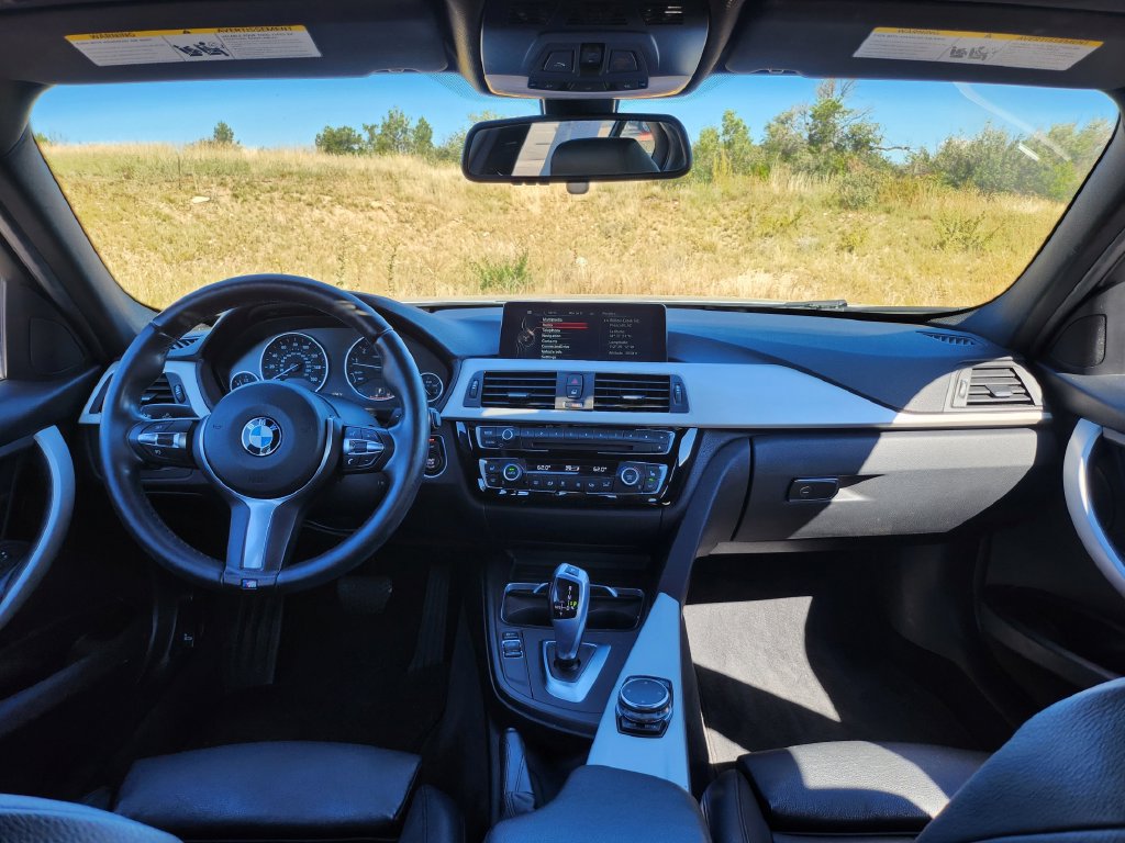 Used 2016 BMW 320i xDrive Sedan AWD/4WD image 16