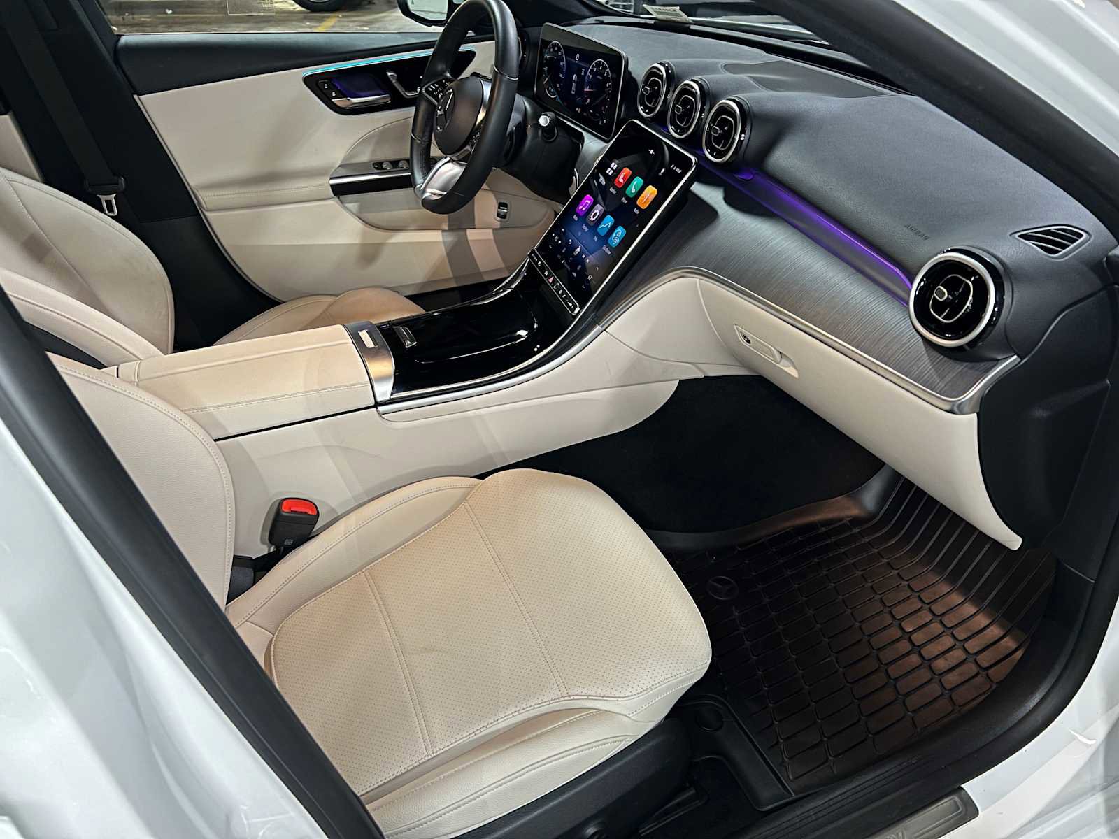 Certified 2025 Mercedes-Benz C 300 Sedan image 12