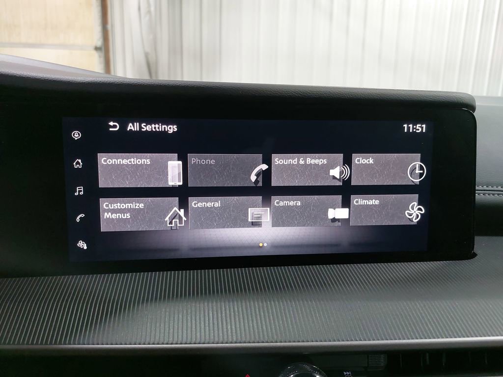 Certified 2025 Nissan Murano SV w/ Cargo Package image 23