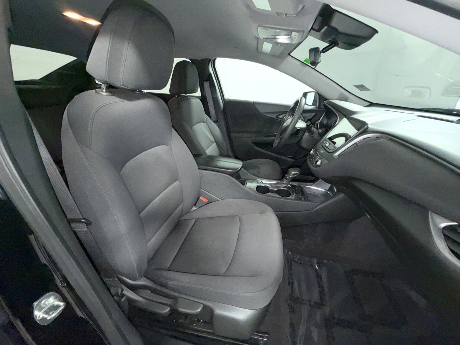 Used 2022 Chevrolet Malibu LT image 26