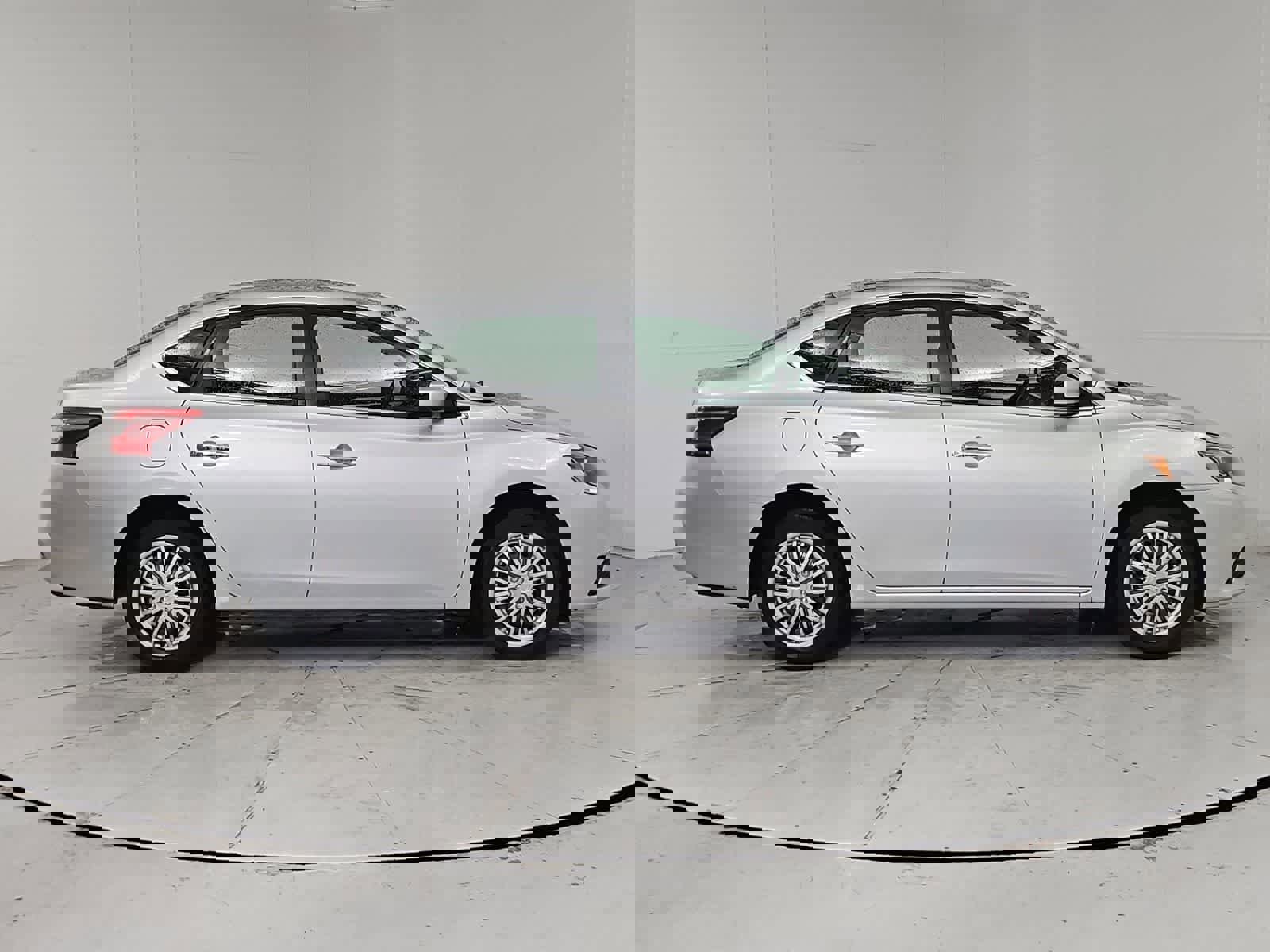 Used 2019 Nissan Sentra S image 7