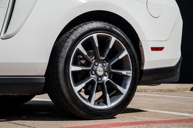 Used 2012 Ford Mustang GT Premium w/ Electronics Pkg RWD image 38
