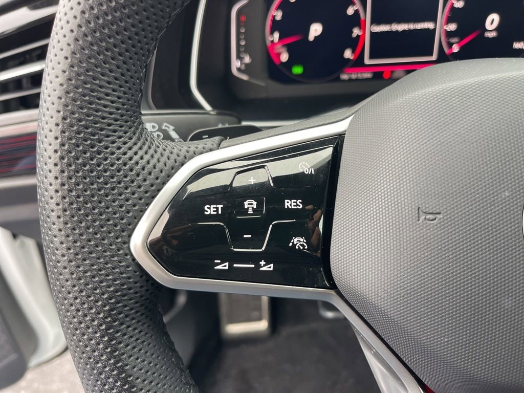 Used 2024 Volkswagen Jetta GLI Autobahn w/ GLI Black Package image 17