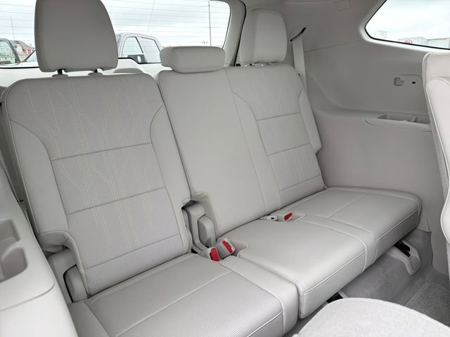 New 2026 Buick Enclave Avenir w/ Super Cruise Package AWD/4WD image 23