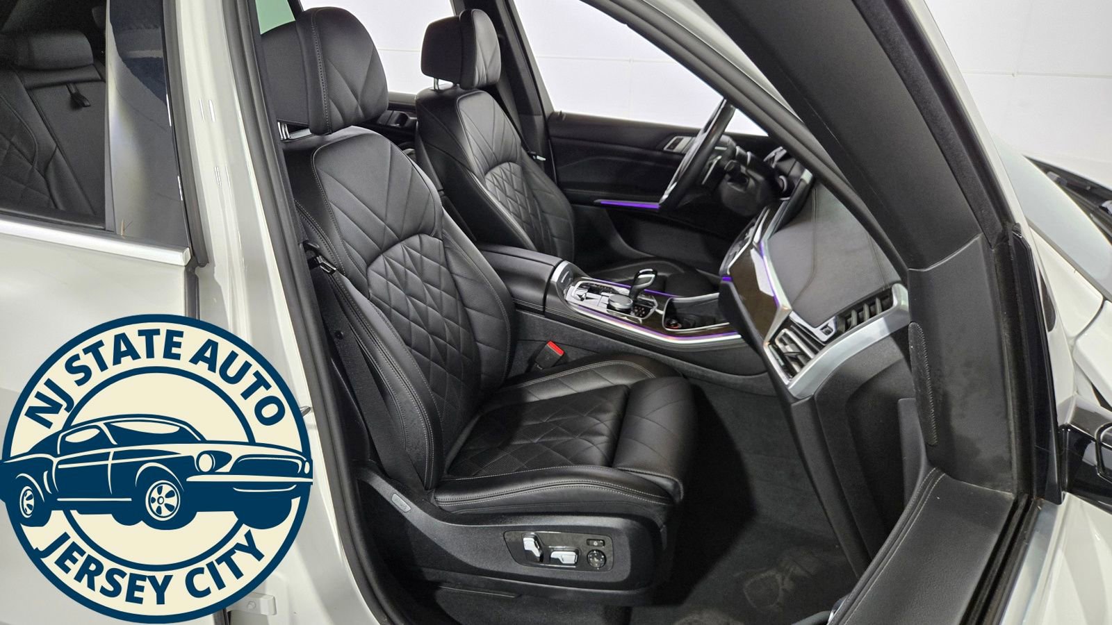 Used 2023 BMW X5 xDrive45e w/ Climate Comfort Package image 36