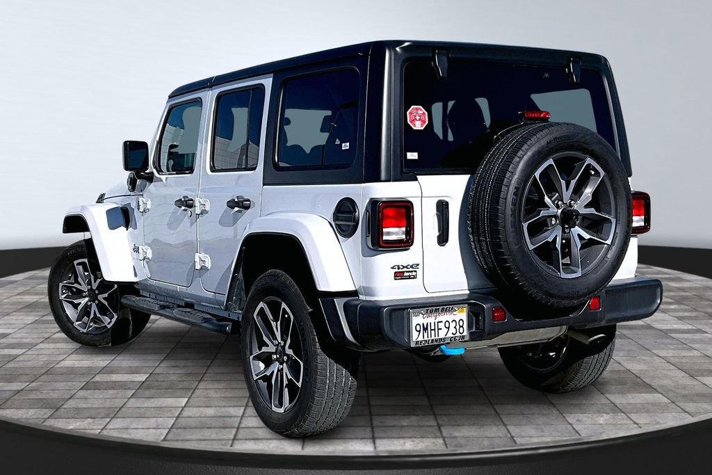 Used 2024 Jeep Wrangler Unlimited image 20