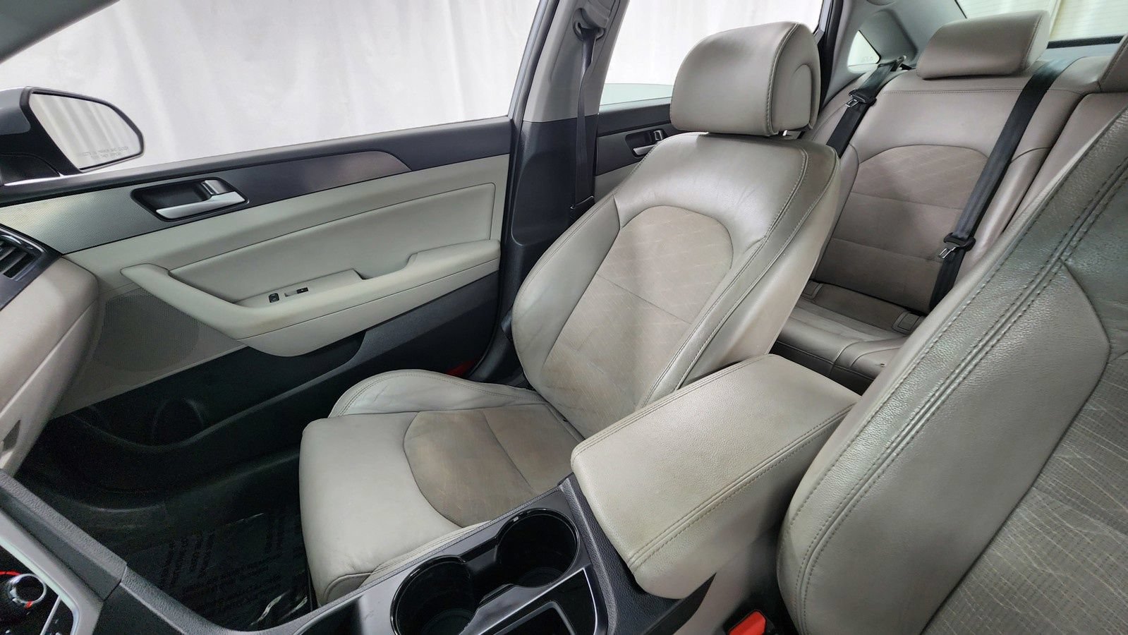 Used 2017 Hyundai Sonata Sport w/ Value Edition Package 02 FWD image 13