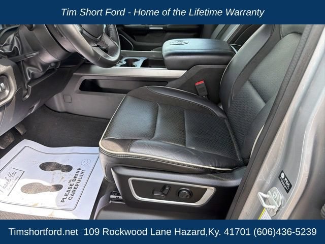 Used 2023 RAM 1500 Laramie AWD/4WD image 8