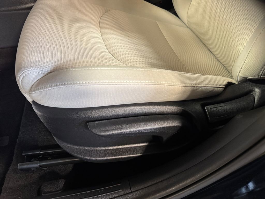 Certified 2023 Kia Forte LXS FWD image 13