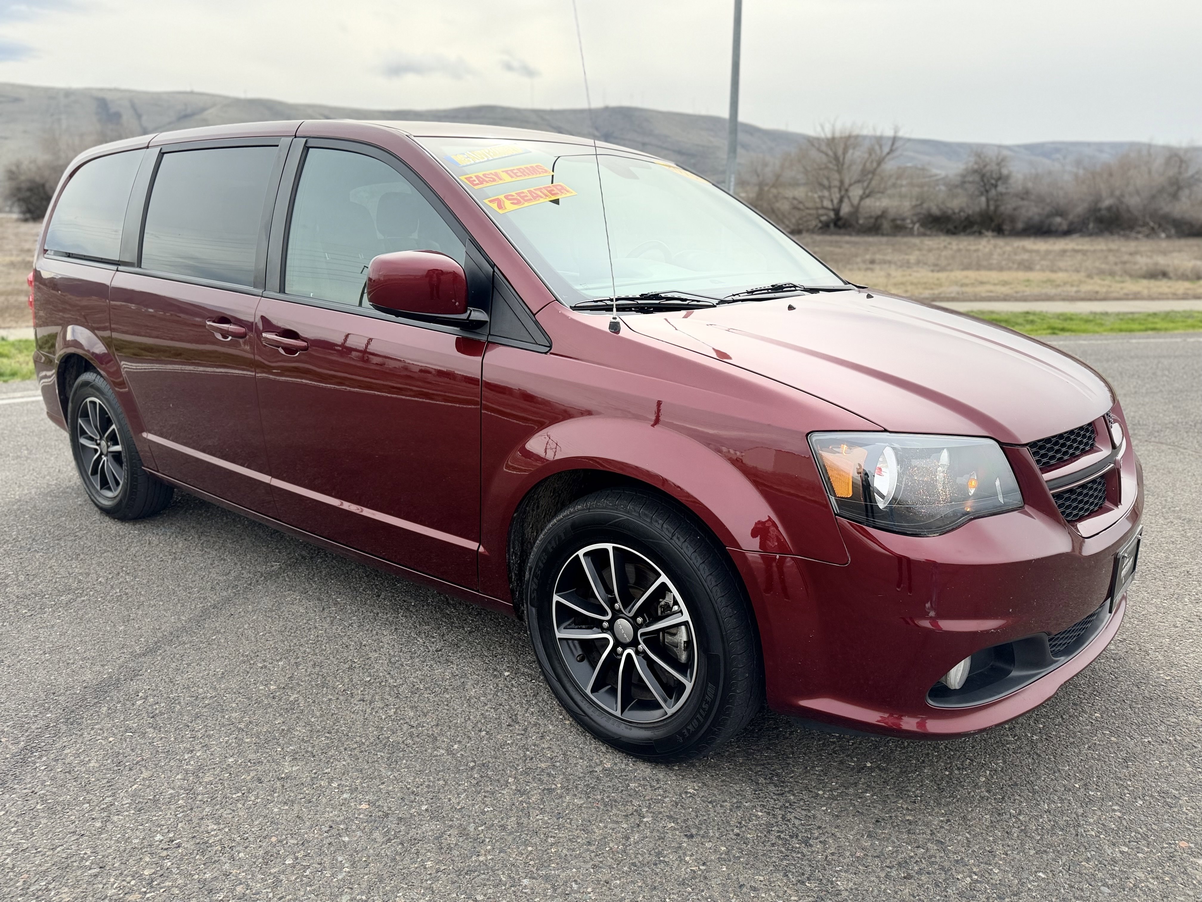 Used 2019 Dodge Grand Caravan GT FWD image 3