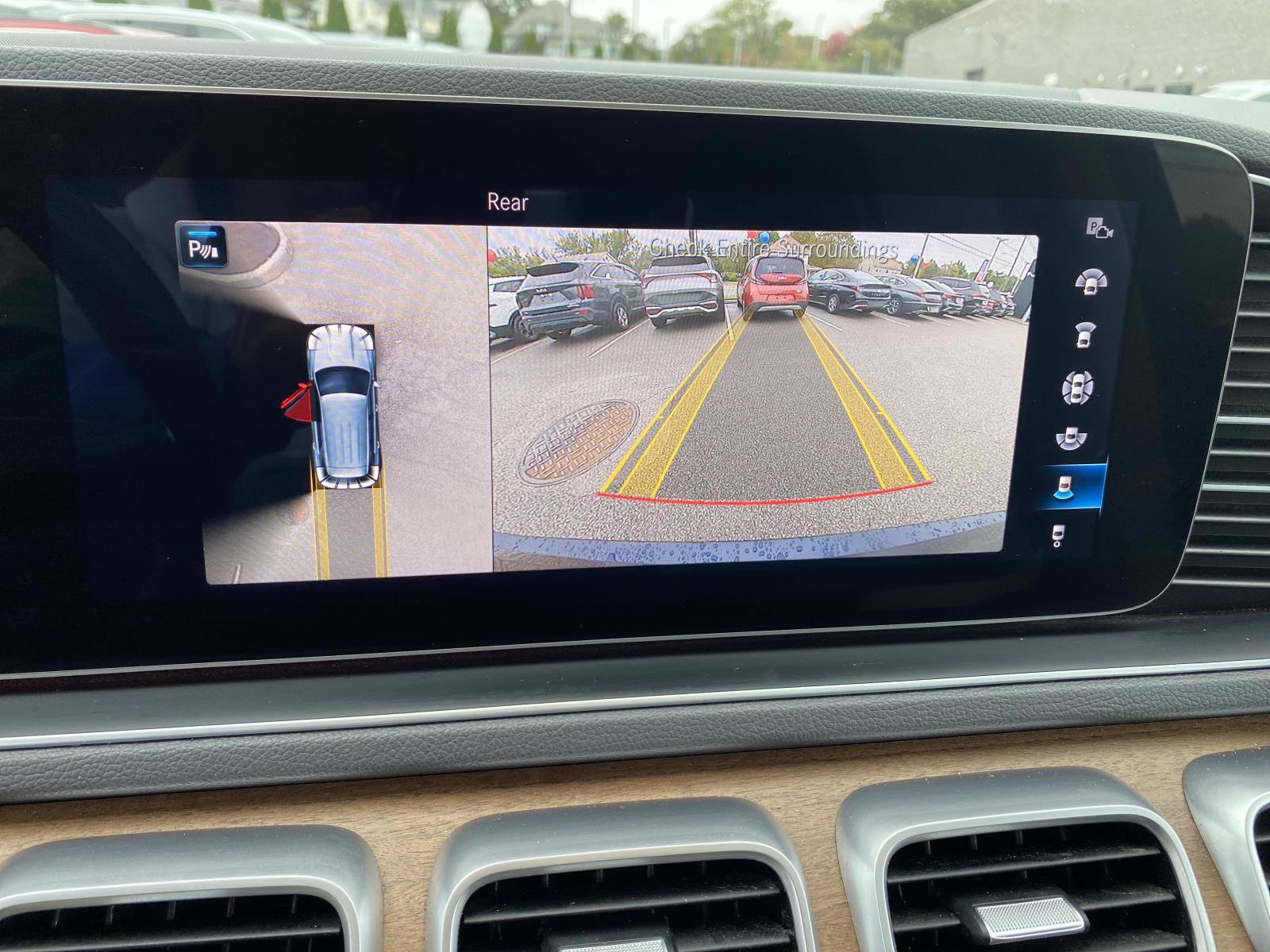 Used 2020 Mercedes-Benz GLE 450 4MATIC image 16