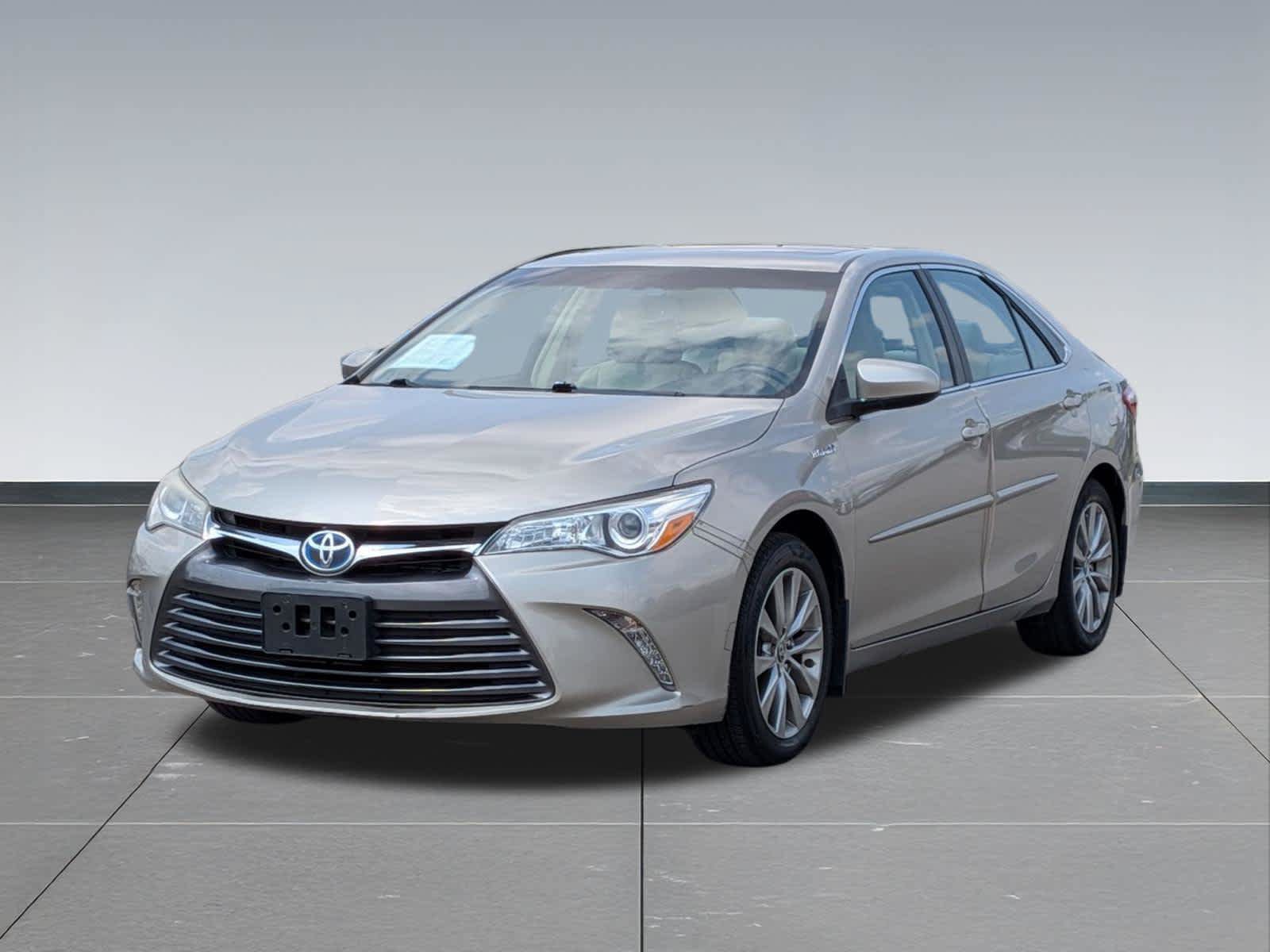 Used 2015 Toyota Camry XLE w/ Moonroof Package FWD image 8