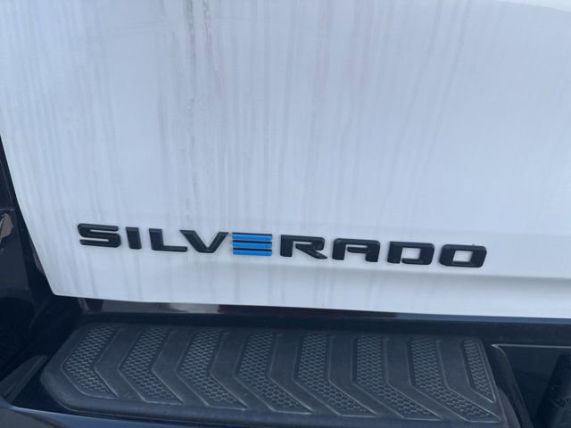 New 2024 Chevrolet Silverado EV RST image 10