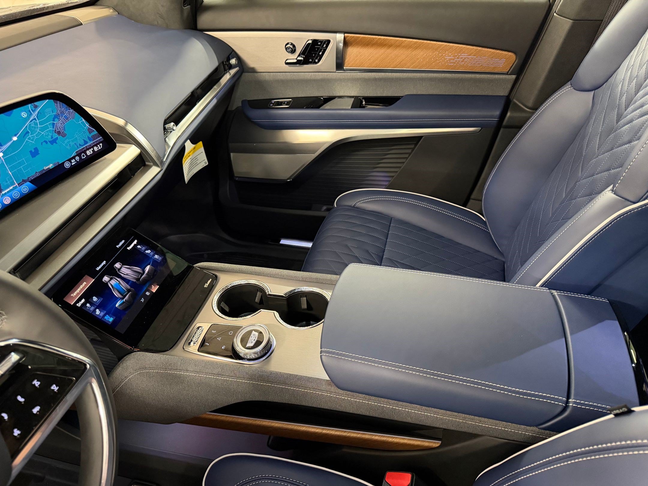 New 2026 Cadillac Vistiq Premium Luxury w/ LPO, Floor Liner Package AWD/4WD image 42