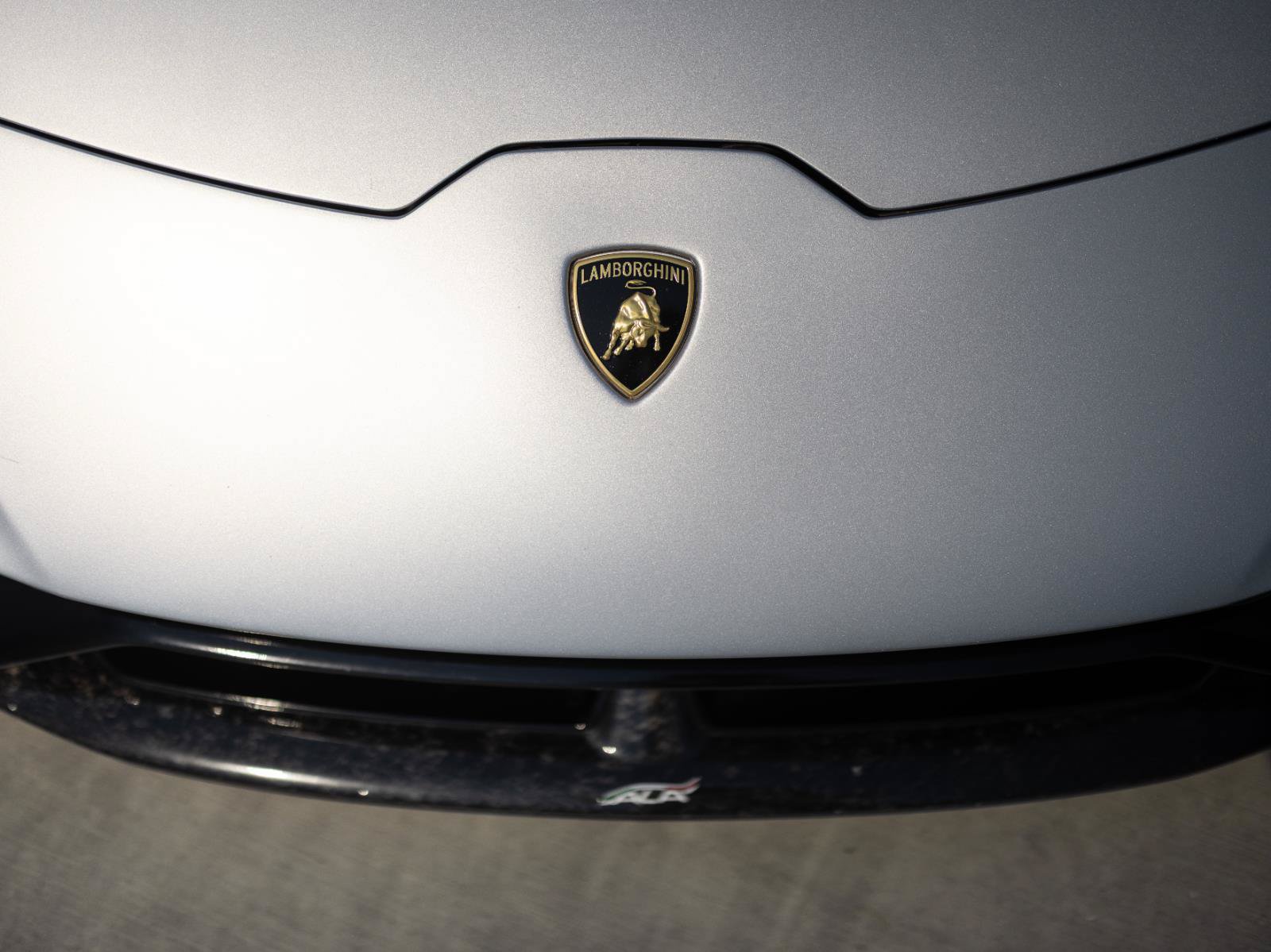 Used 2018 Lamborghini Huracan AWD/4WD image 25