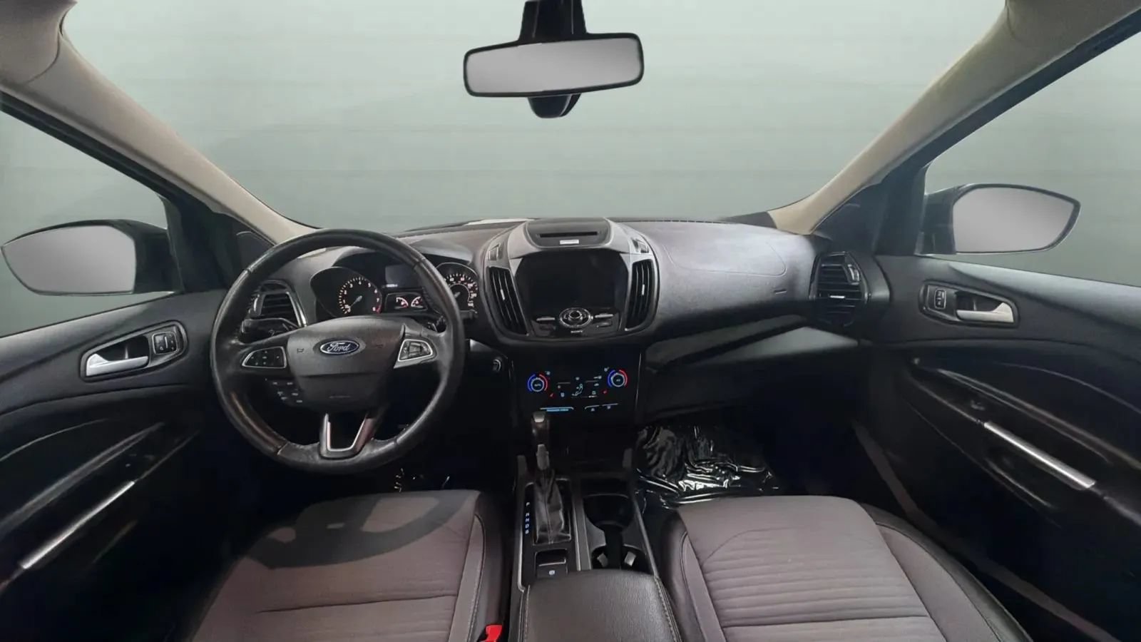 Used 2017 Ford Escape Titanium FWD image 9