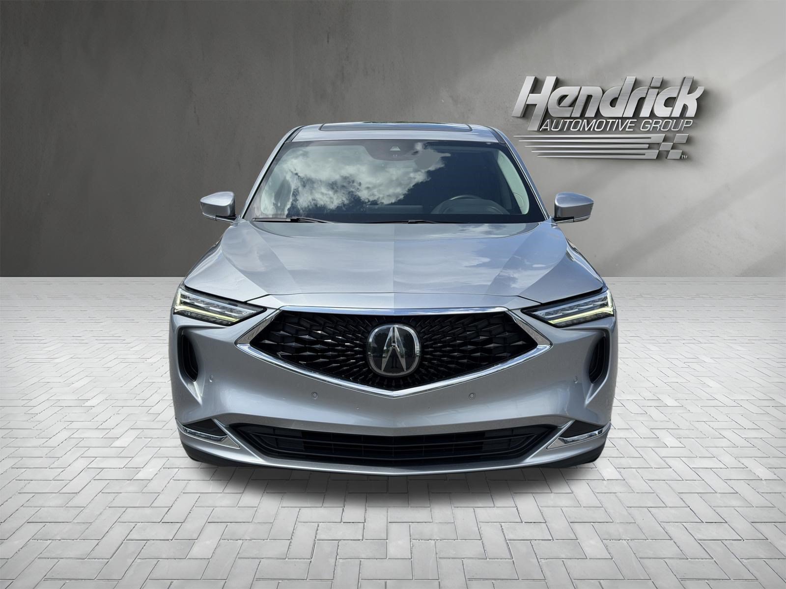 Used 2024 Acura MDX w/ Technology Package FWD image 3