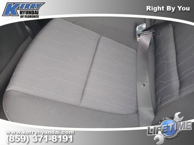 New 2026 Hyundai Venue SE image 14