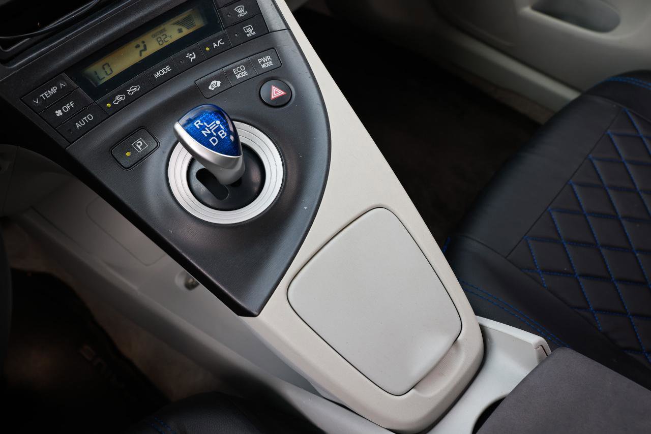 Used 2010 Toyota Prius Two FWD image 30
