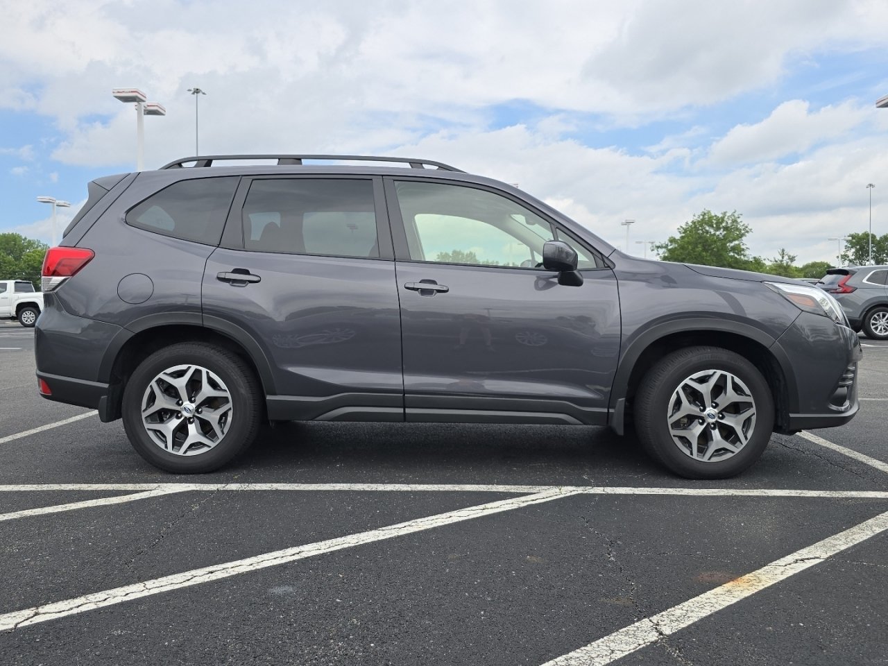 Used 2023 Subaru Forester Premium AWD/4WD image 4