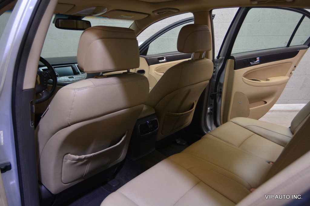 Used 2010 Hyundai Genesis 4.6 RWD image 20