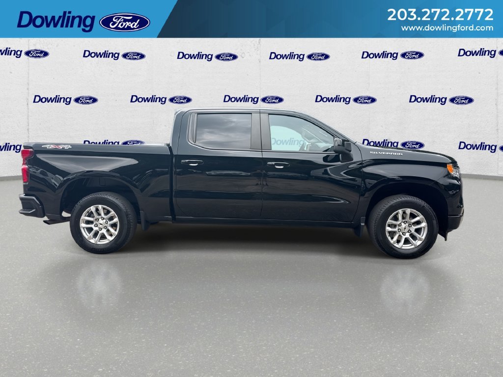 Used 2024 Chevrolet Silverado 1500 RST AWD/4WD image 9